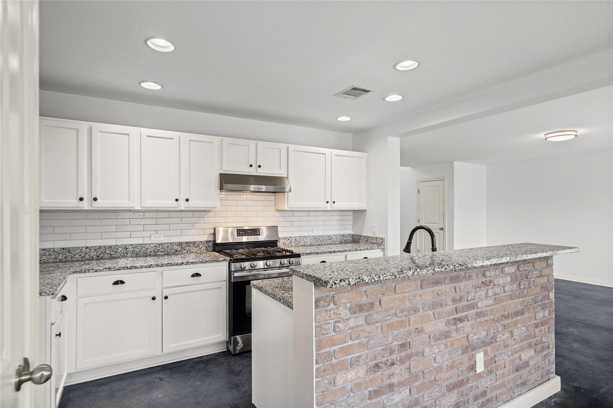 15105 Verela DR — photo 5