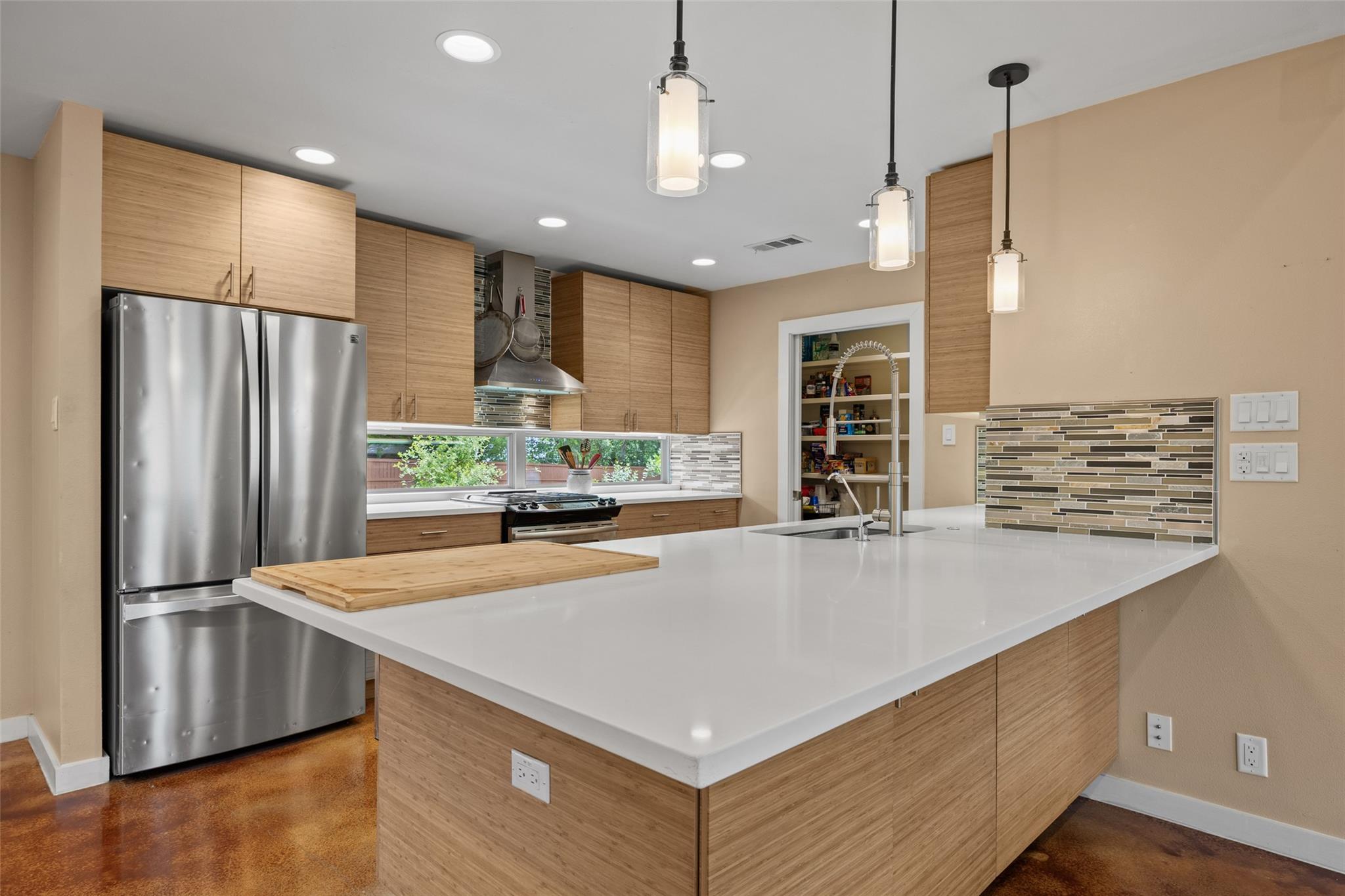 5106 Spruce CV — photo 4