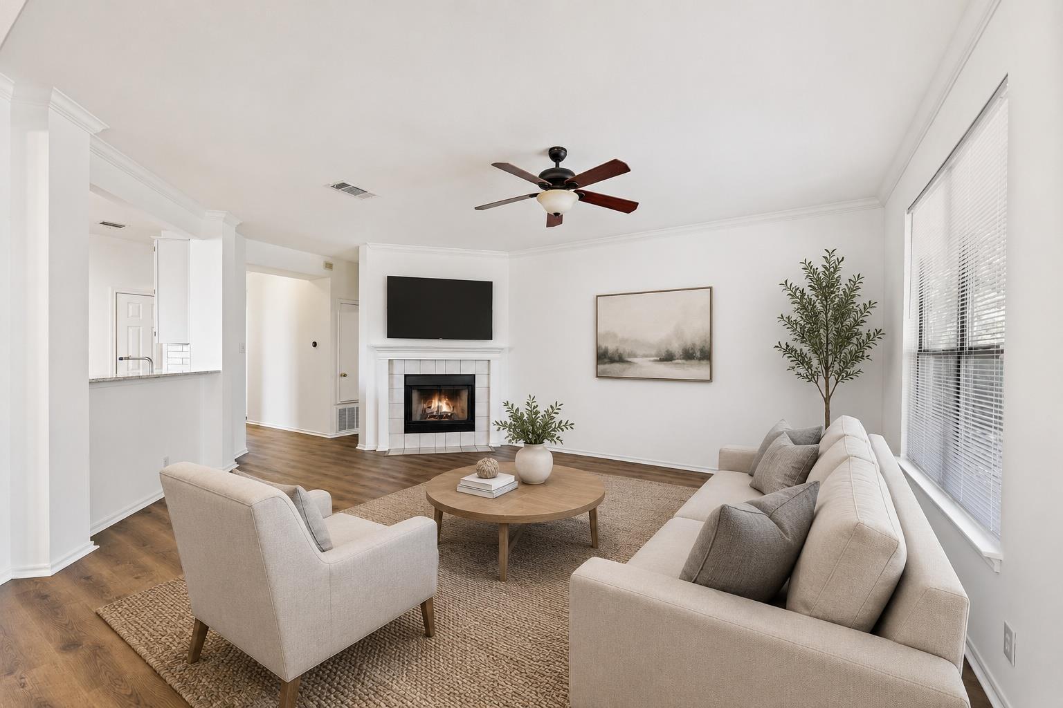 1605 Azalea DR — photo 4