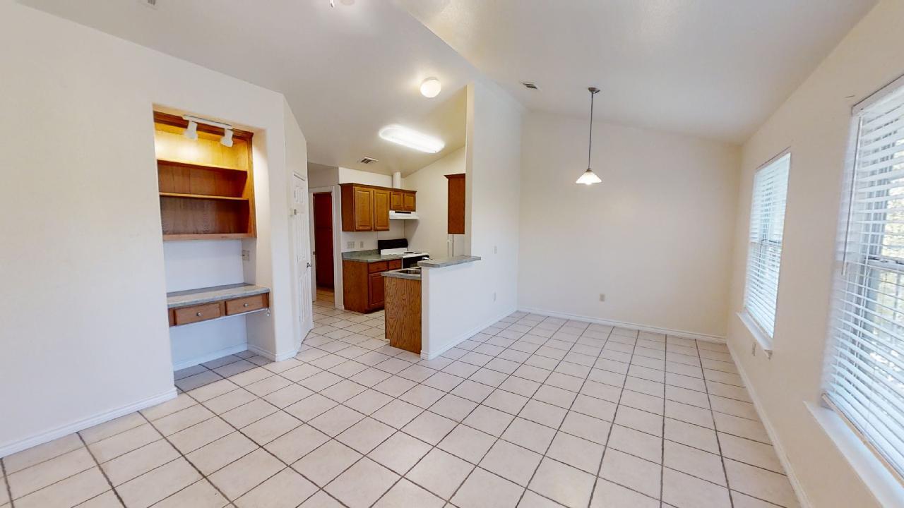 412 Burleson ST #121 — photo 3