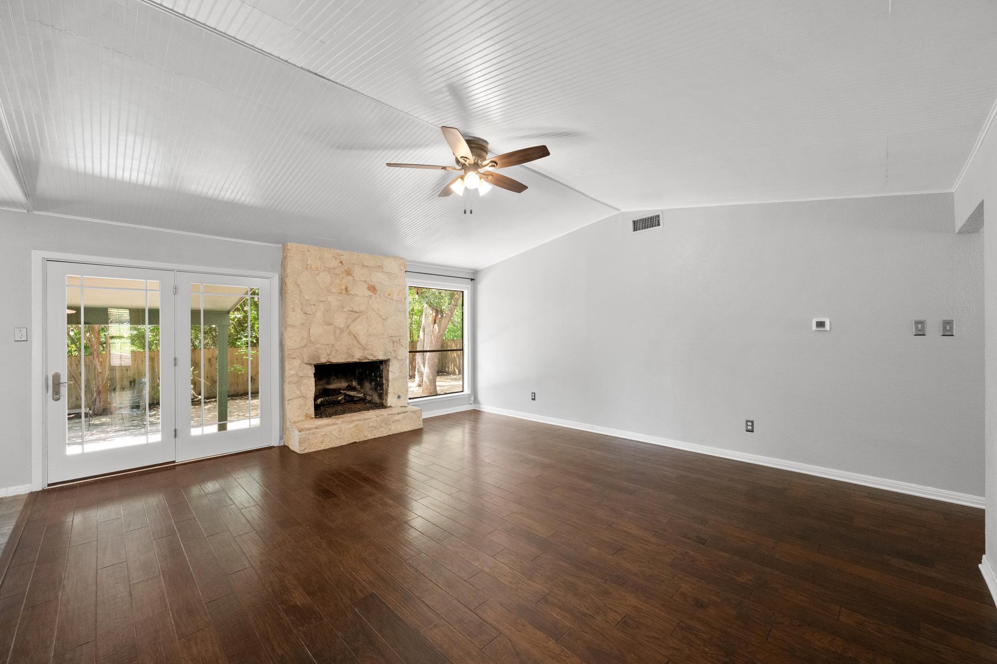 3303 Sanderling TRL — photo 4