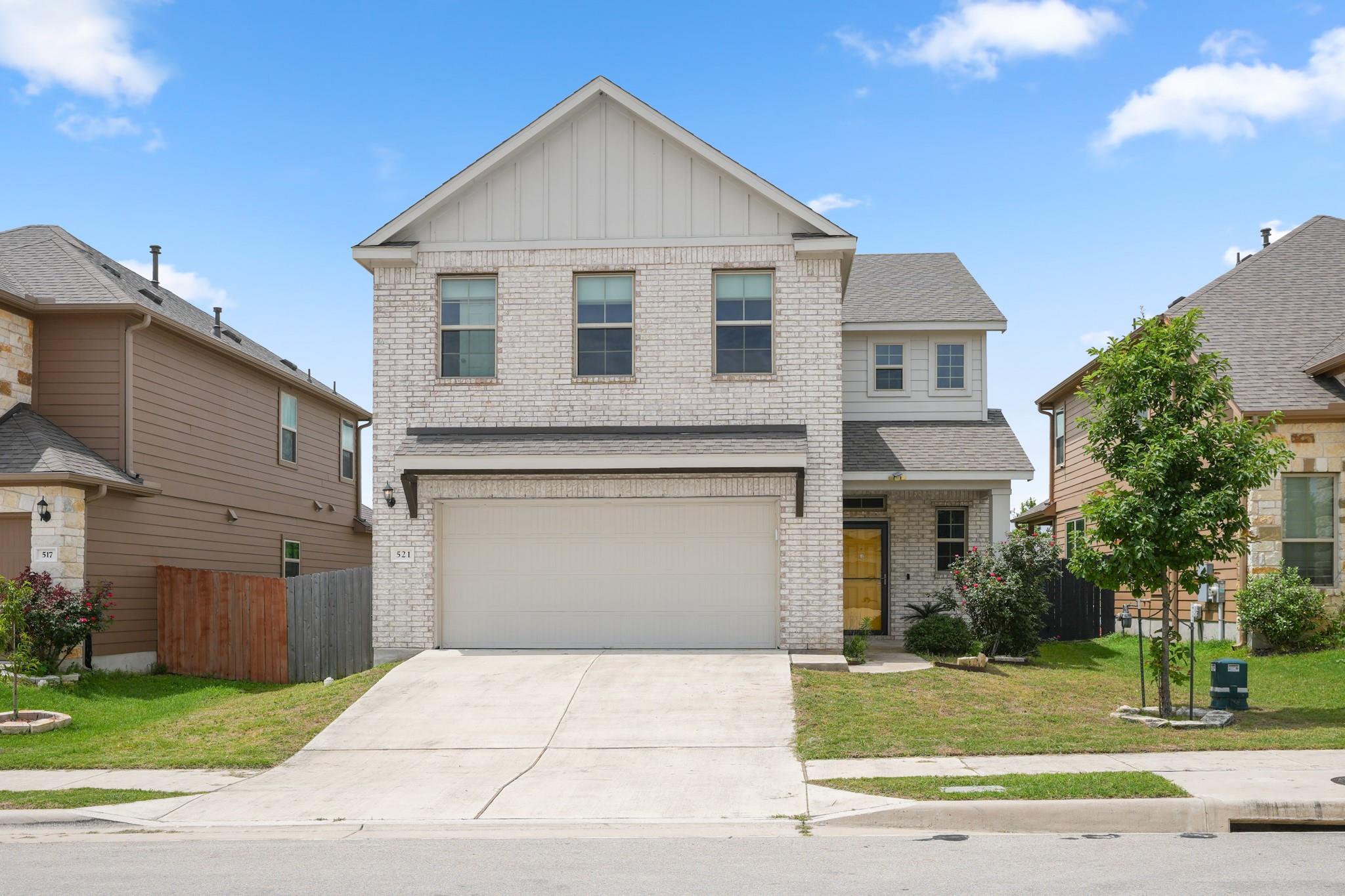 521 Falkland TRCE — photo 3
