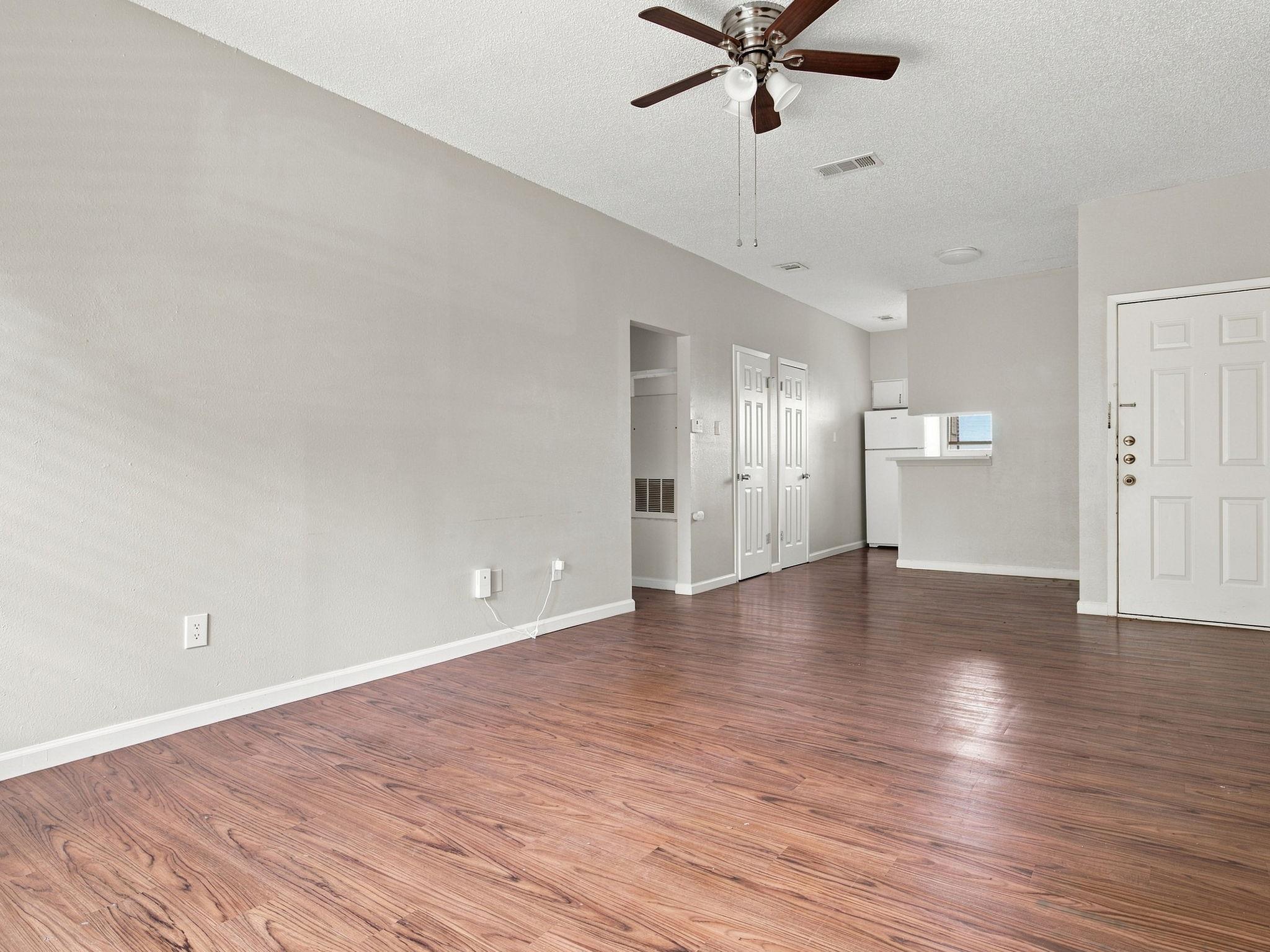 9507 Kempler DR #D — photo 4
