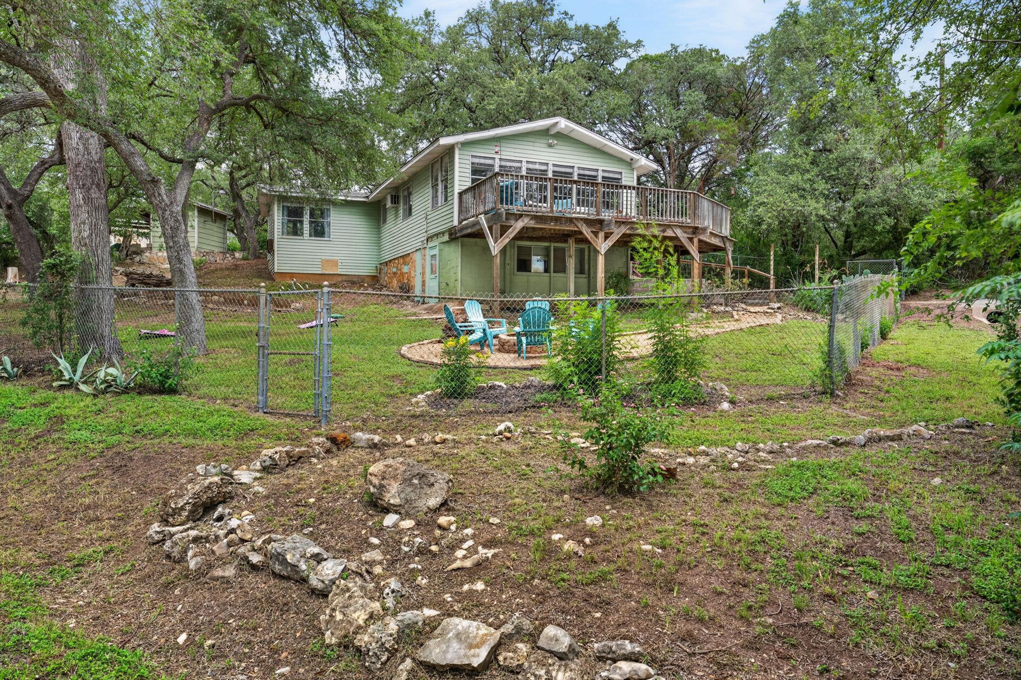 1016 Windy Shores LOOP — photo 3