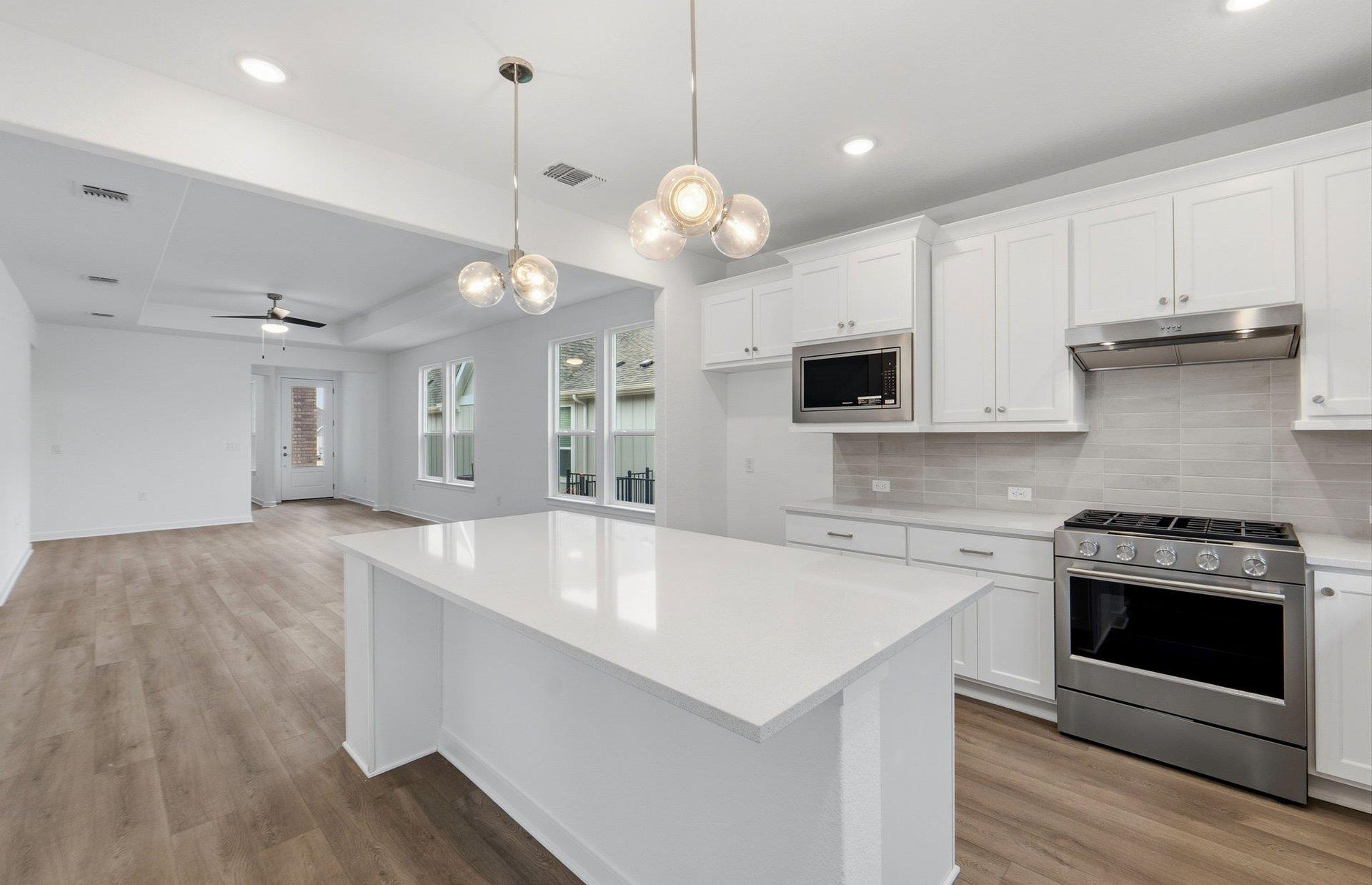 1010 Martingale ST — photo 4