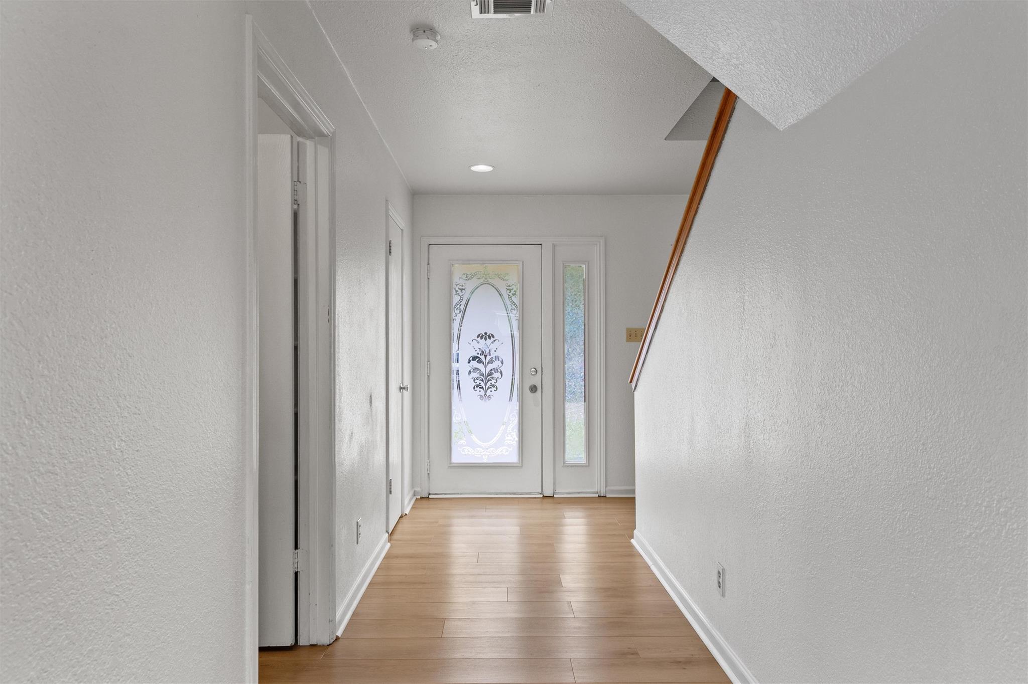 1520 Clearview LOOP — photo 5