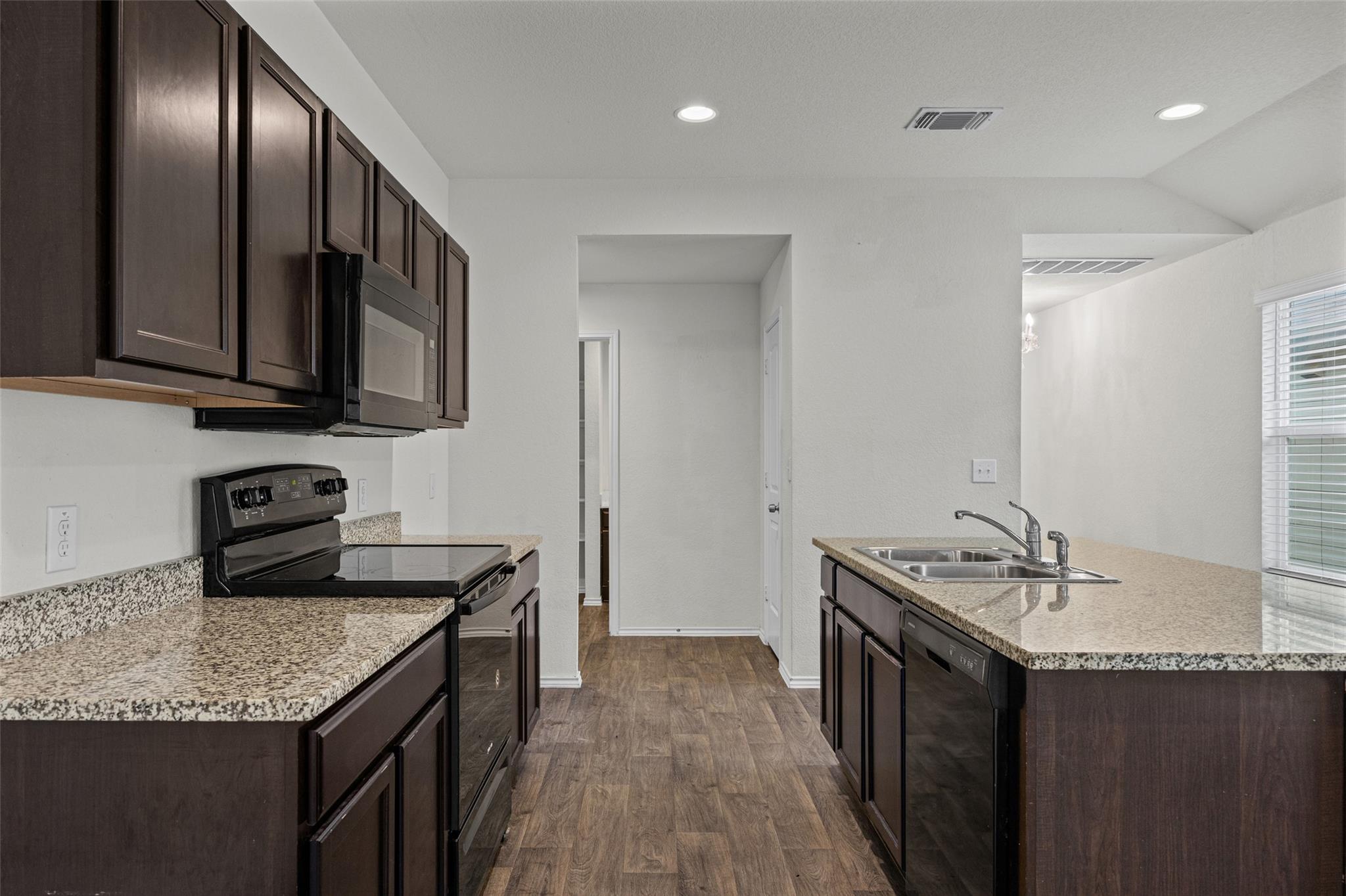12102 Arkose ST — photo 4