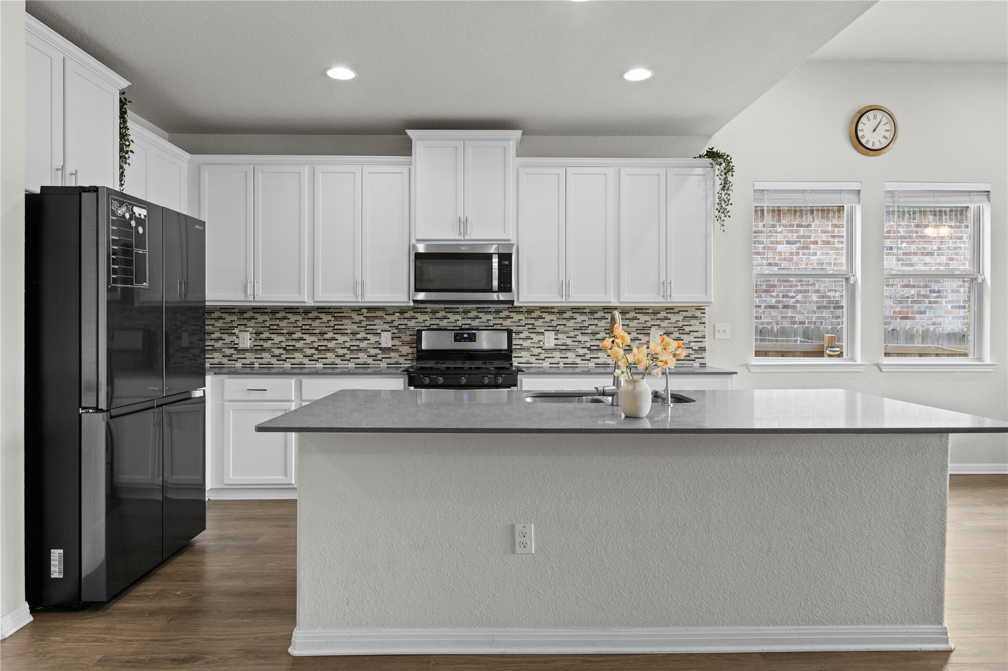 516 Arrowhead Vine ST — photo 3