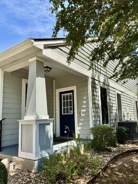102 Portsmouth DR — photo 3