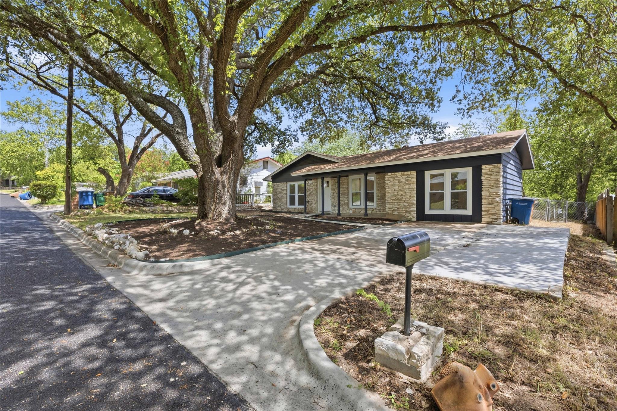 6807 La Salle DR — photo 3