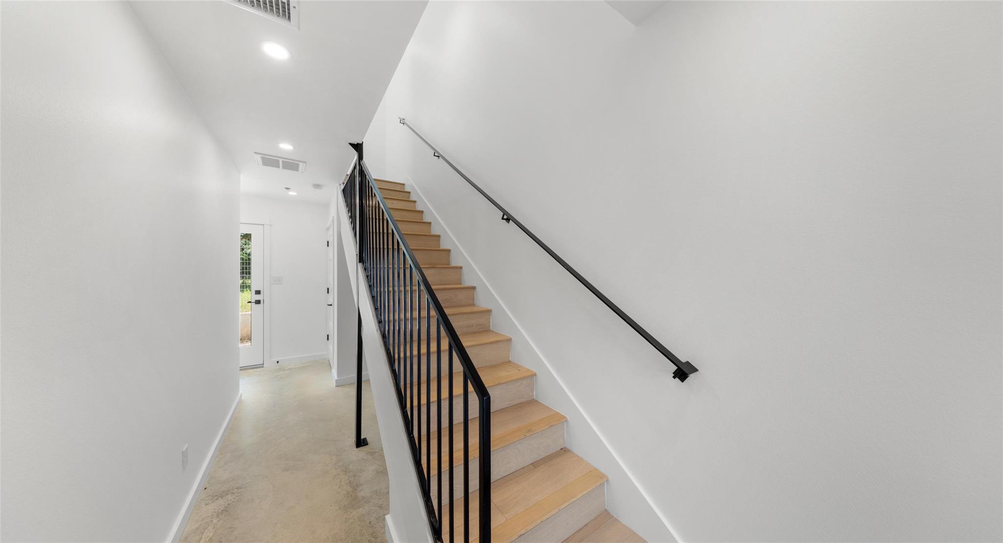 5912 Harold CT #107 — photo 4