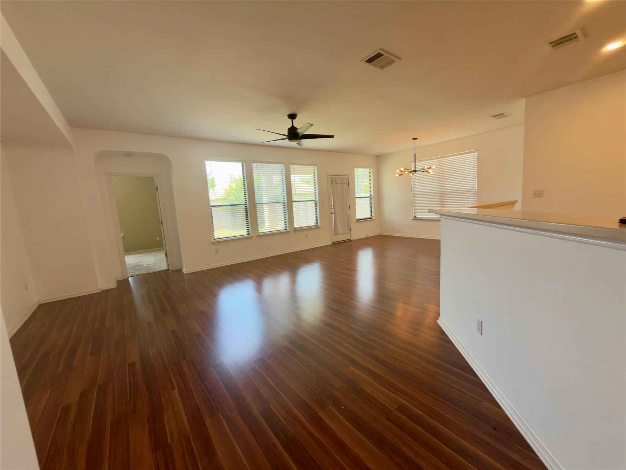 825 Watson WAY — photo 3