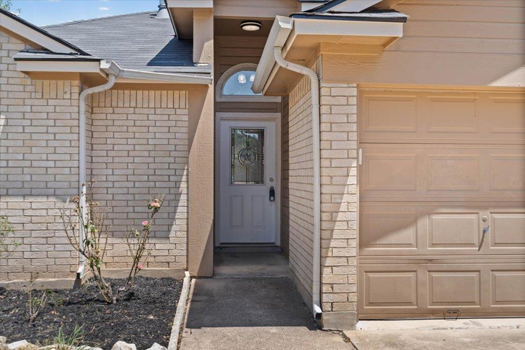 1104 Winecup CT — photo 4
