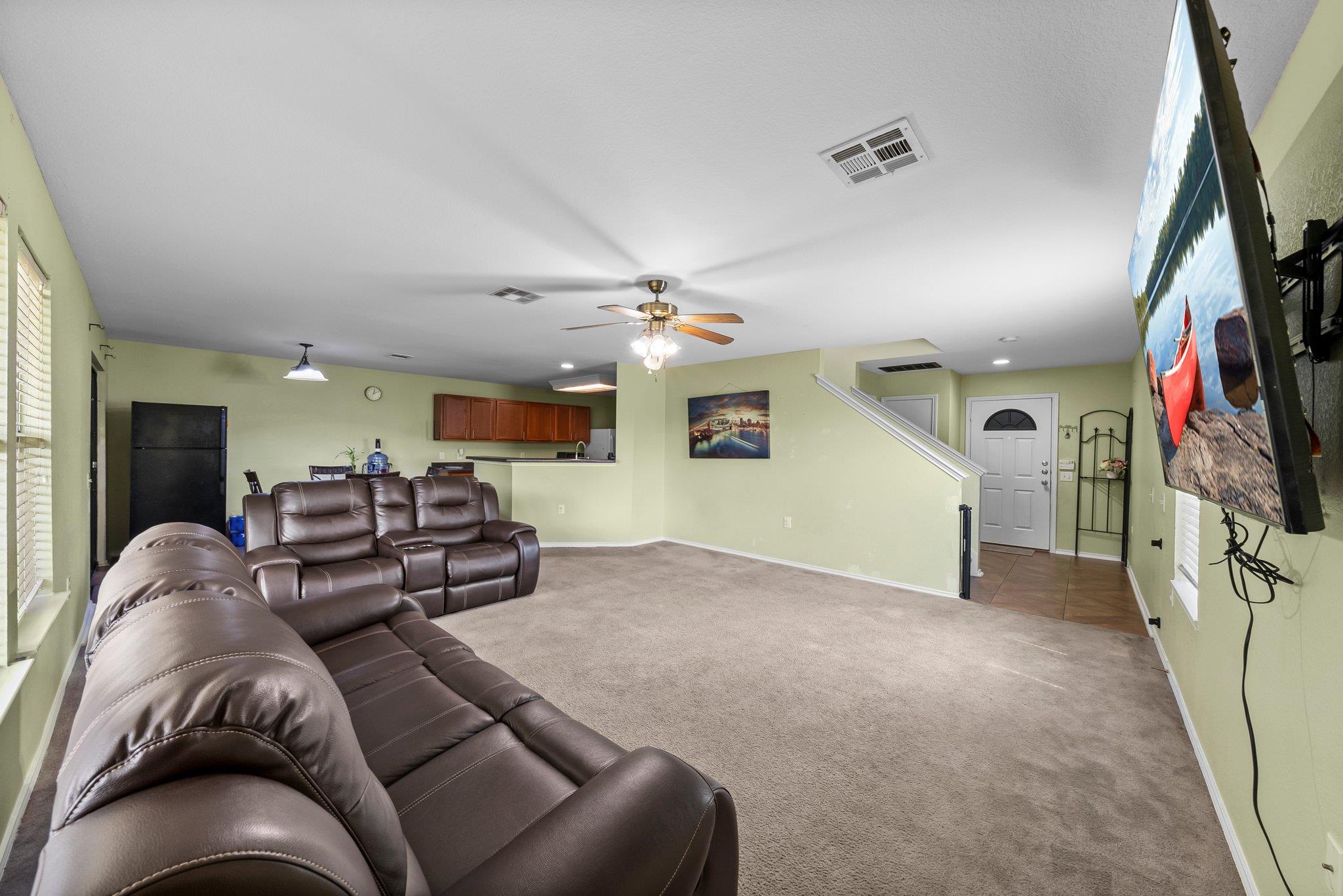 6829 Walkup LN — photo 5