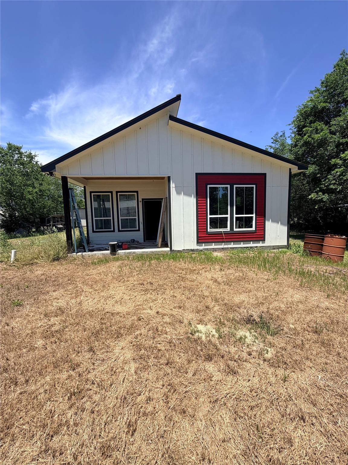 2030 Ash ST — photo 4