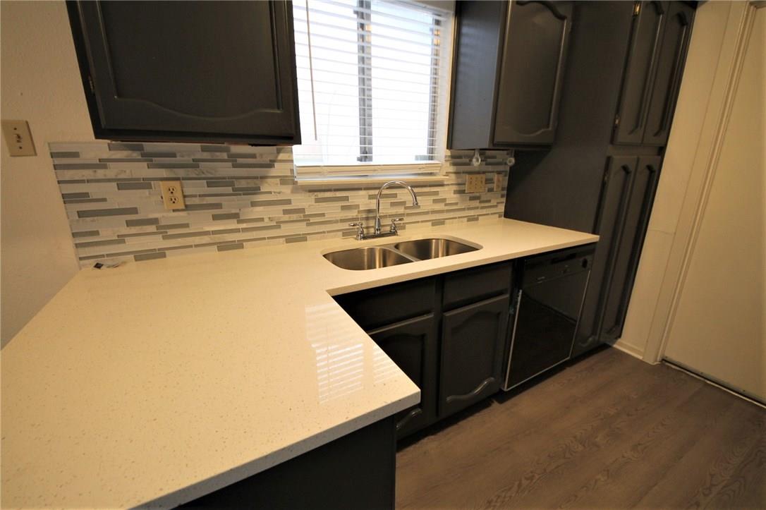 3206 Spaniel DR — photo 4