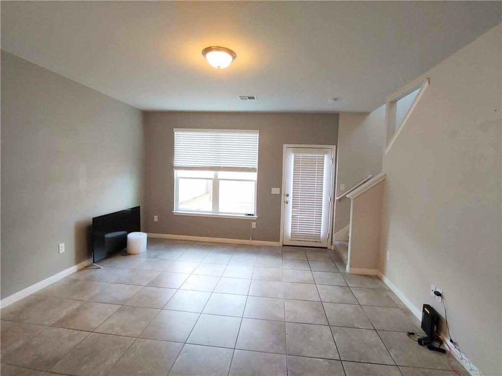 18412 Cumberland Gap ST — photo 5