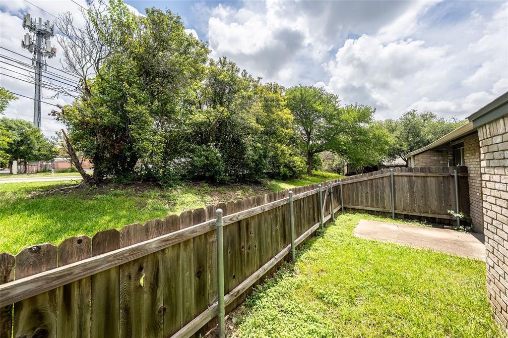 1015 Yager LN #84 — photo 3
