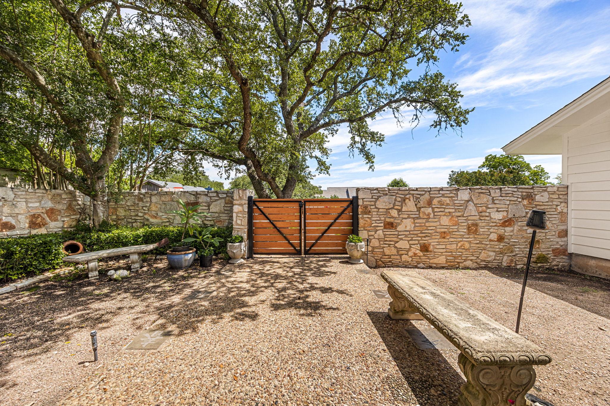 5105 Rim DR — photo 5