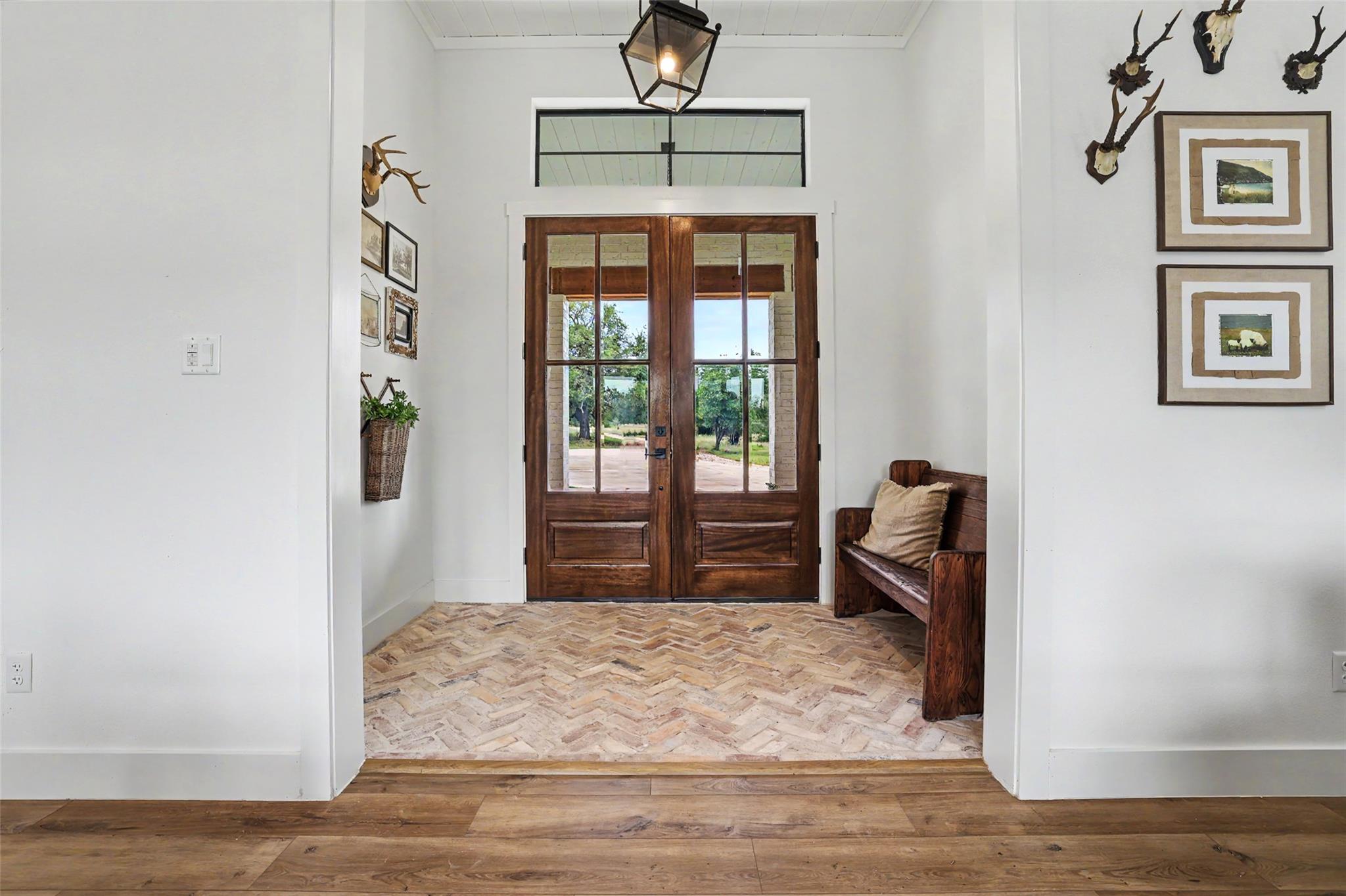7670 Shiny Top Ranch LN — photo 5