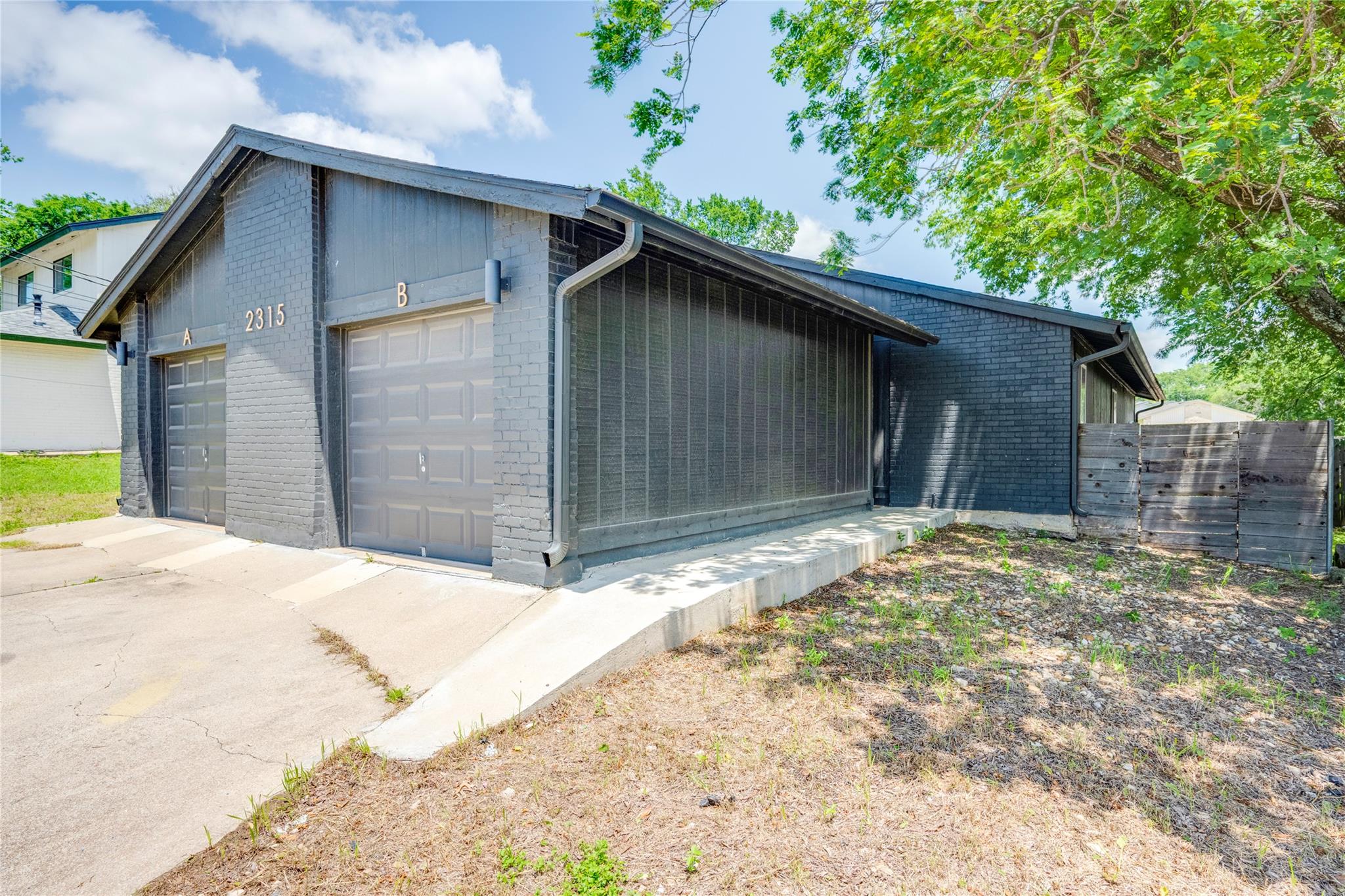 2315 Burleson RD — photo 3
