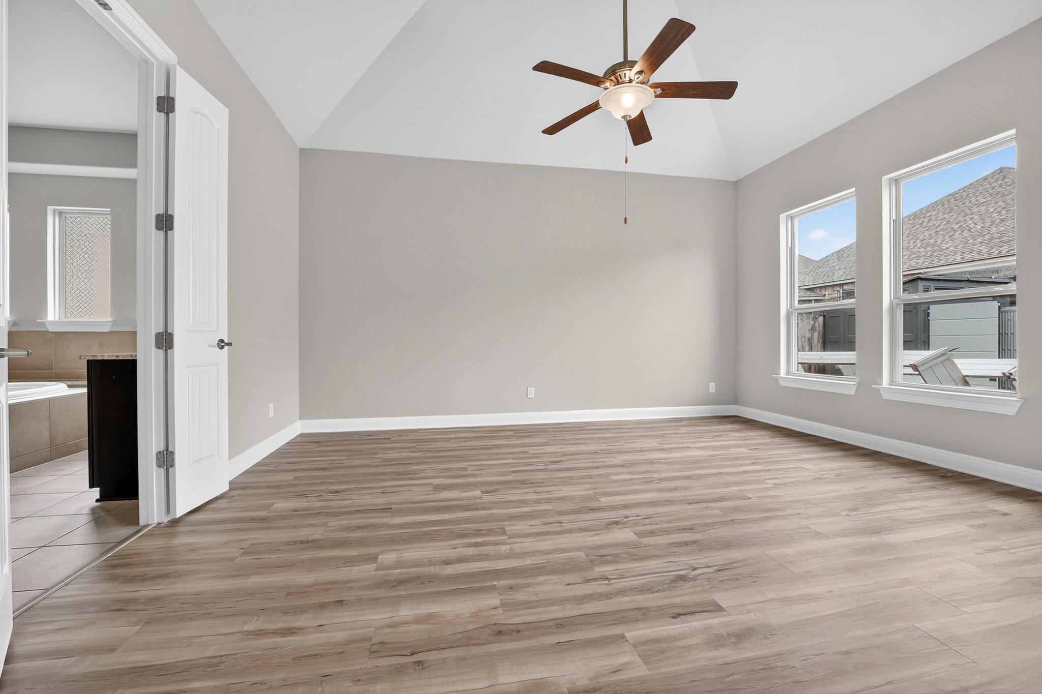 1009 Wolcott DR — photo 4