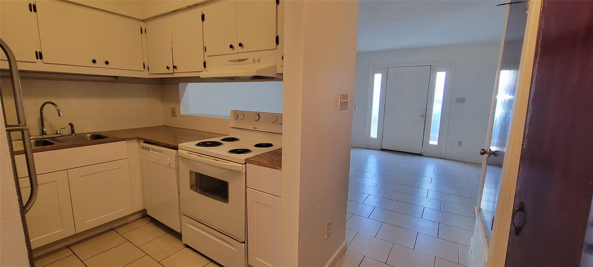 1221 Hopkins ST #7 — photo 3