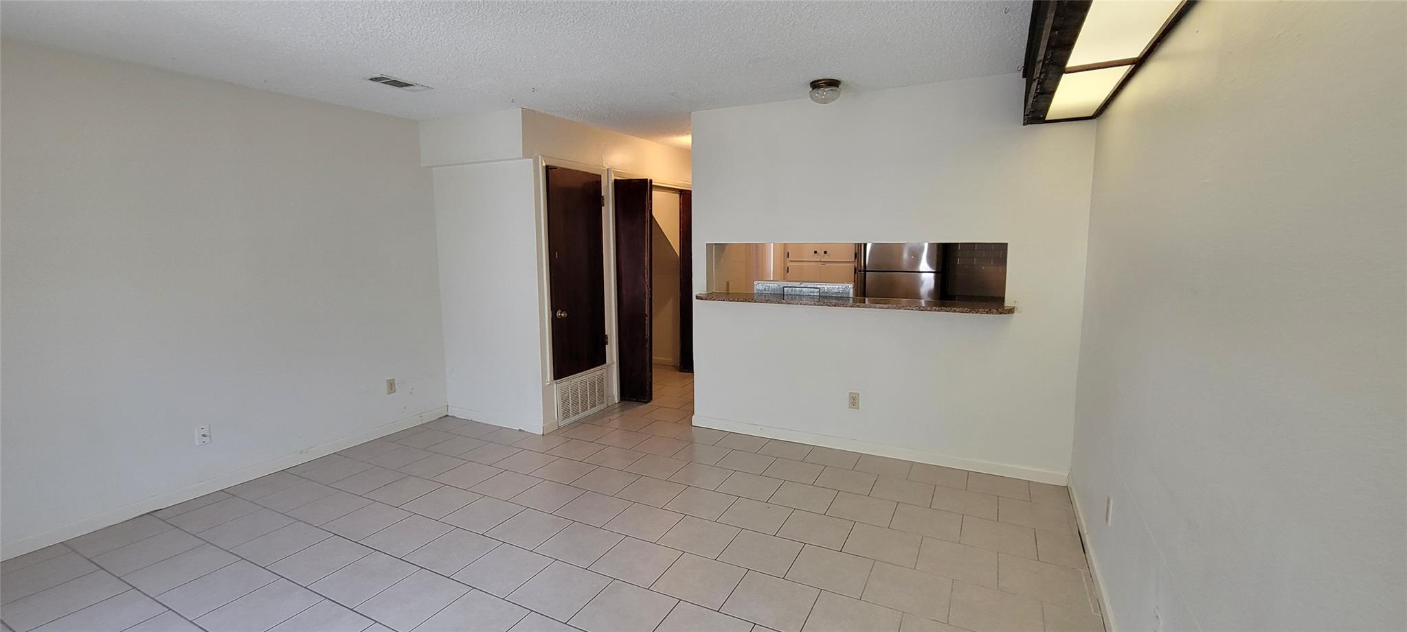 1221 Hopkins ST #7 — photo 4