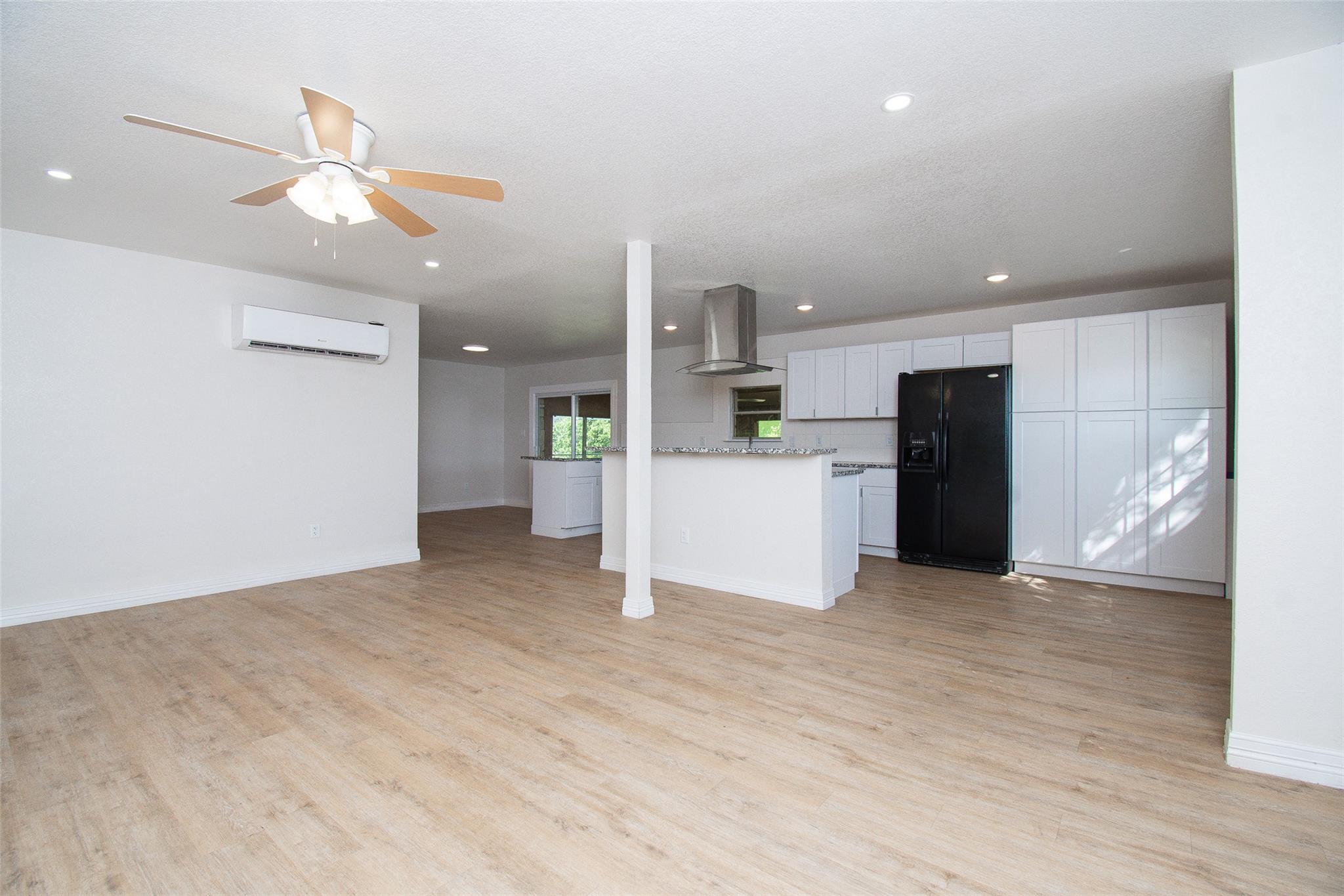 199 Apache Springs RD — photo 5