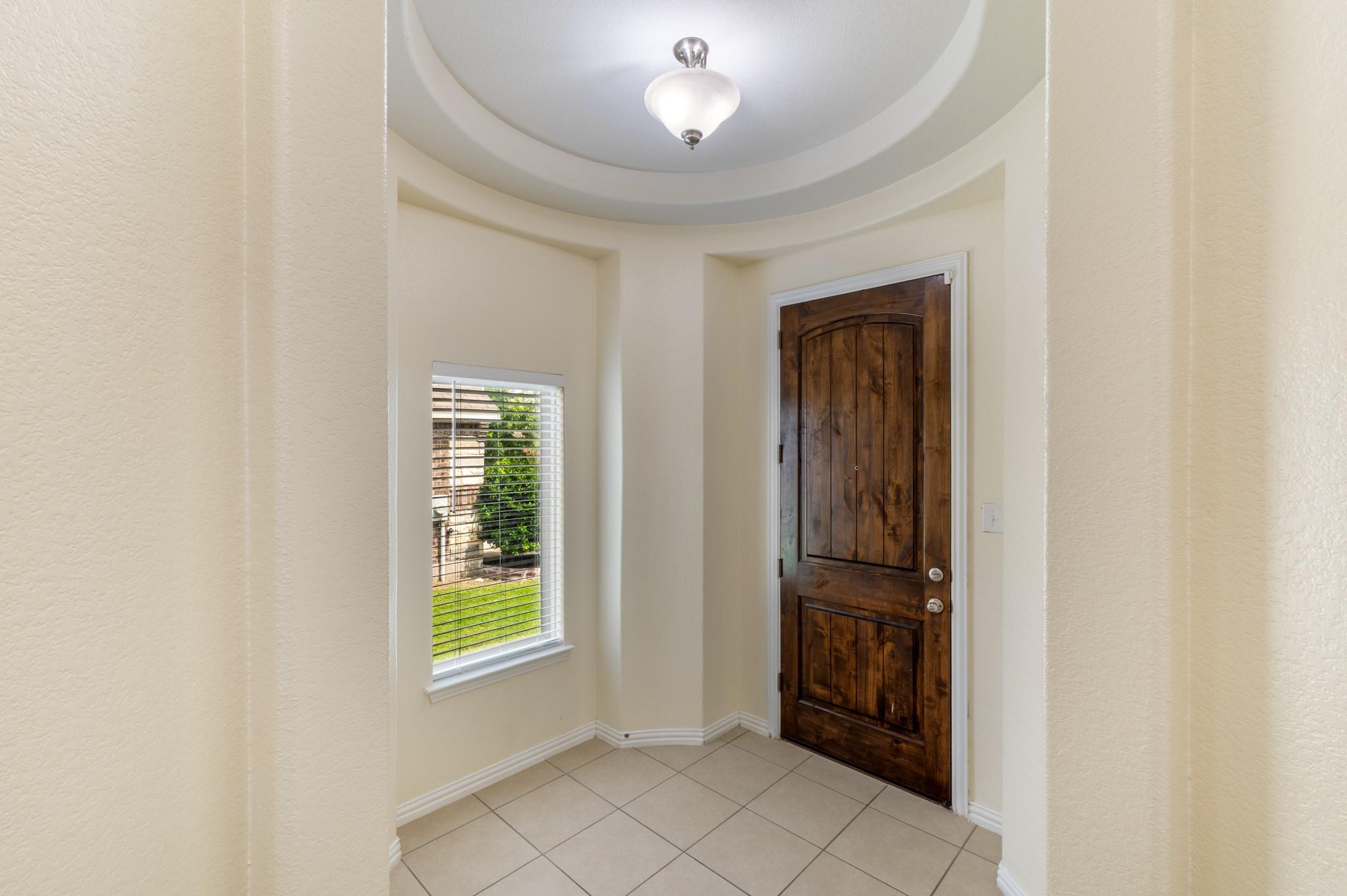 804 Farm House DR — photo 4