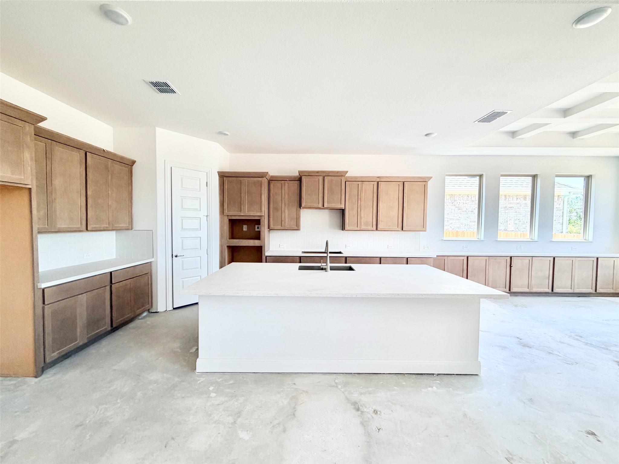 1740 Scenic Heights LN — photo 5