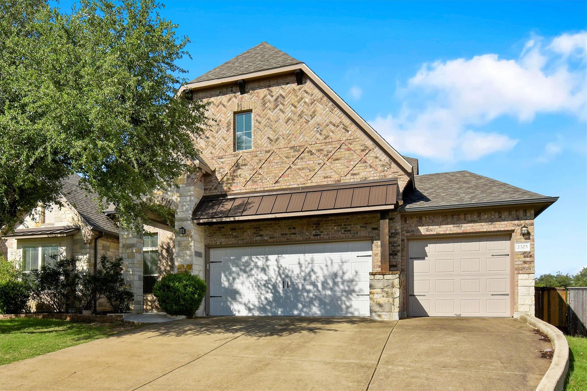 2325 Blended Tree Ranch DR — photo 3