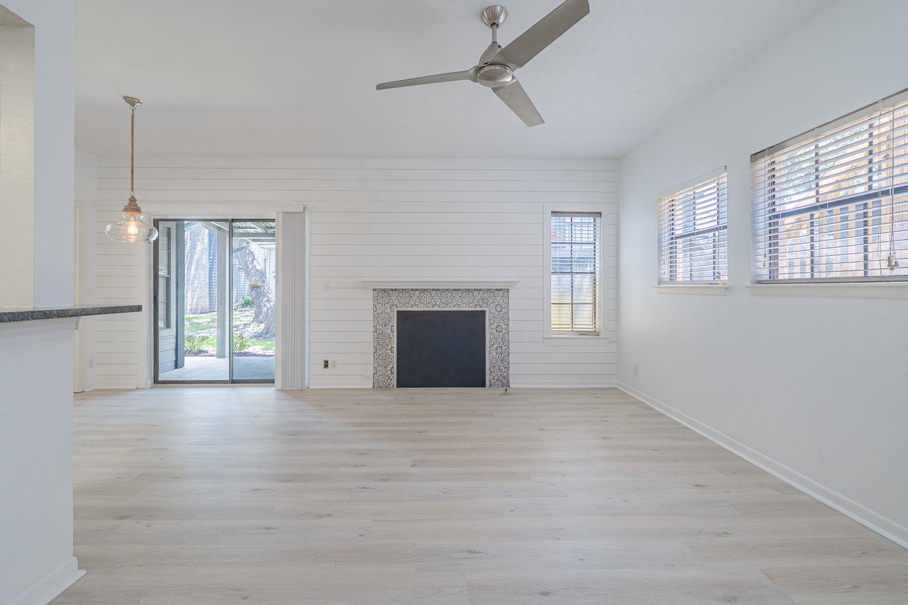 210 Oak Bay ST #402 — photo 5