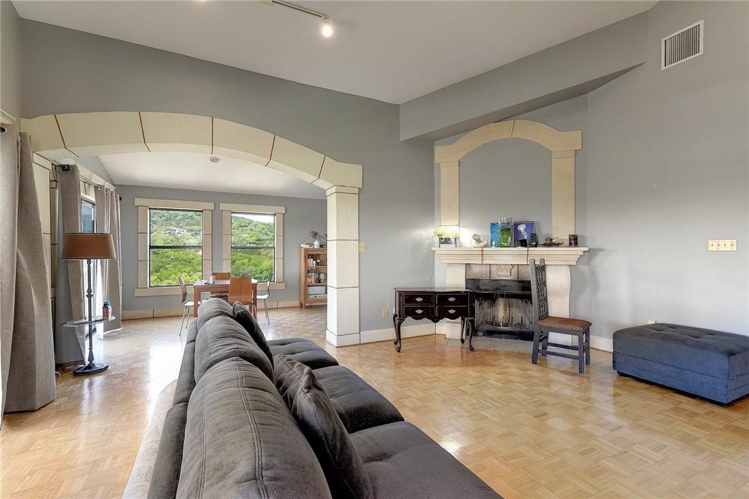 1712 Lakeshore DR #C — photo 4