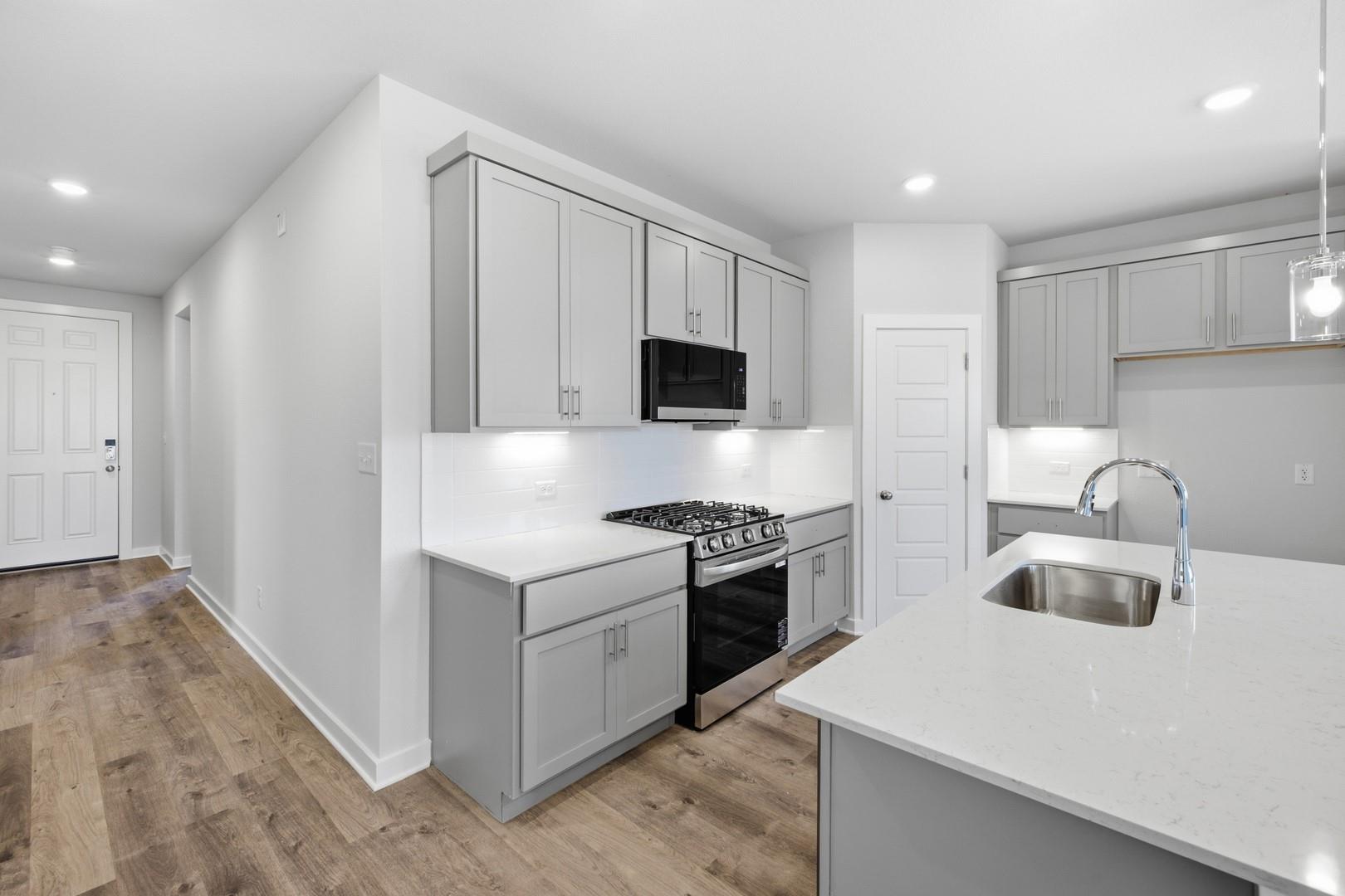 5428 San Pietro DR — photo 5
