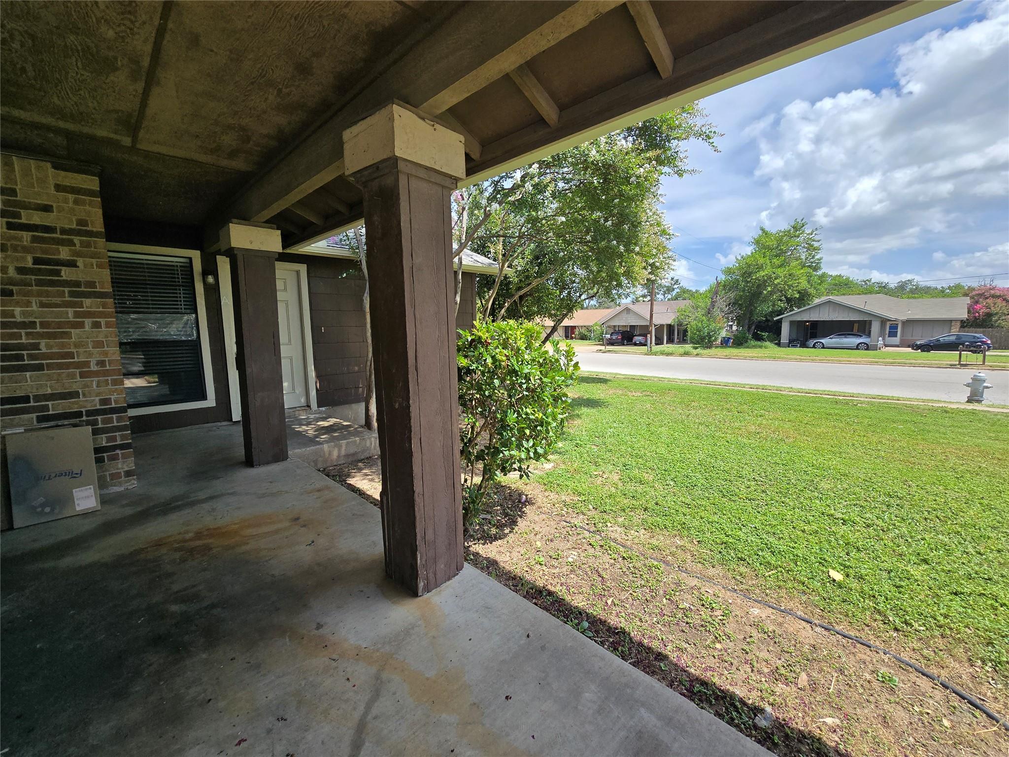 6206 Buffalo PASS #A — photo 3