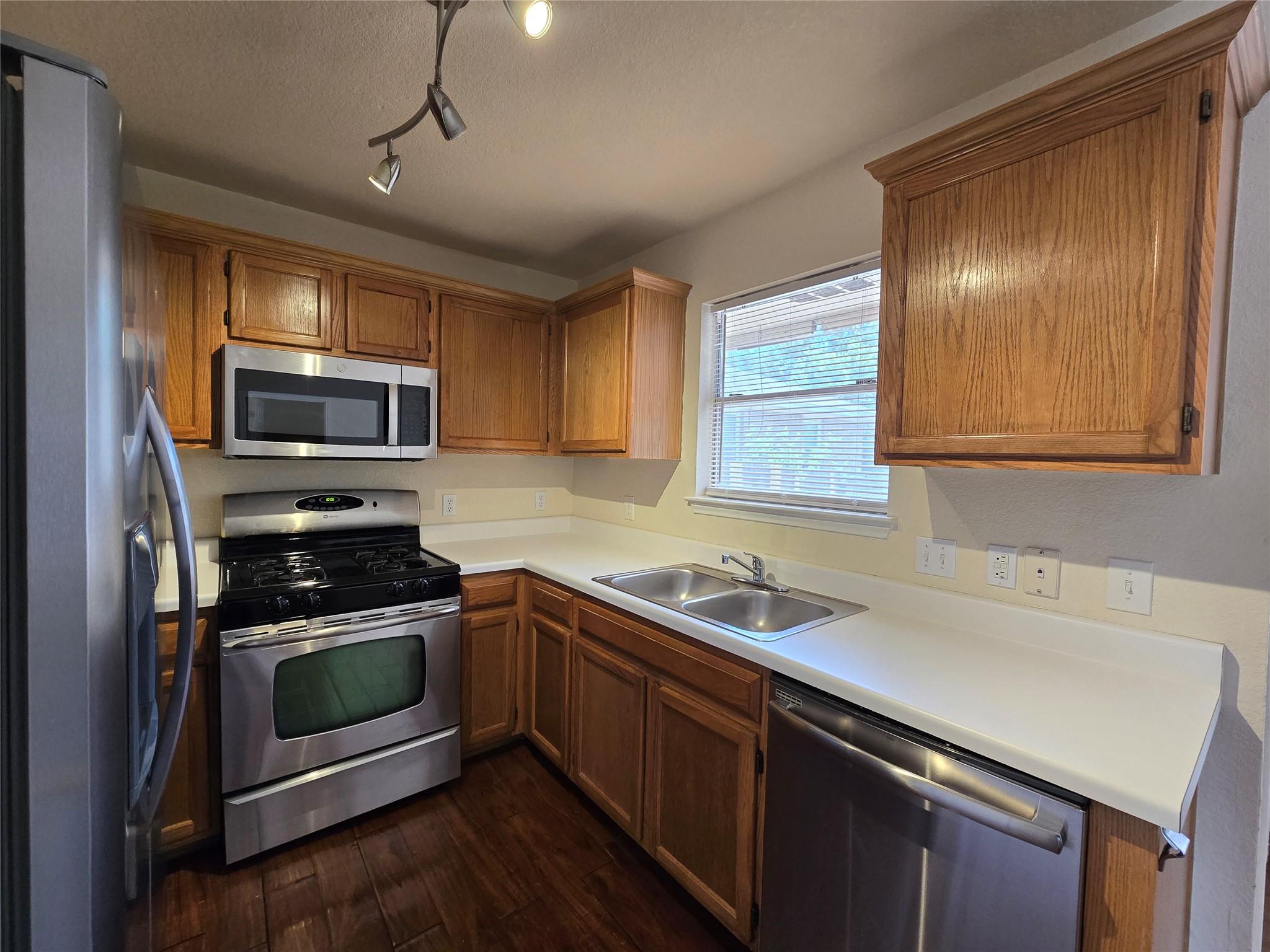 505 Shant ST — photo 5