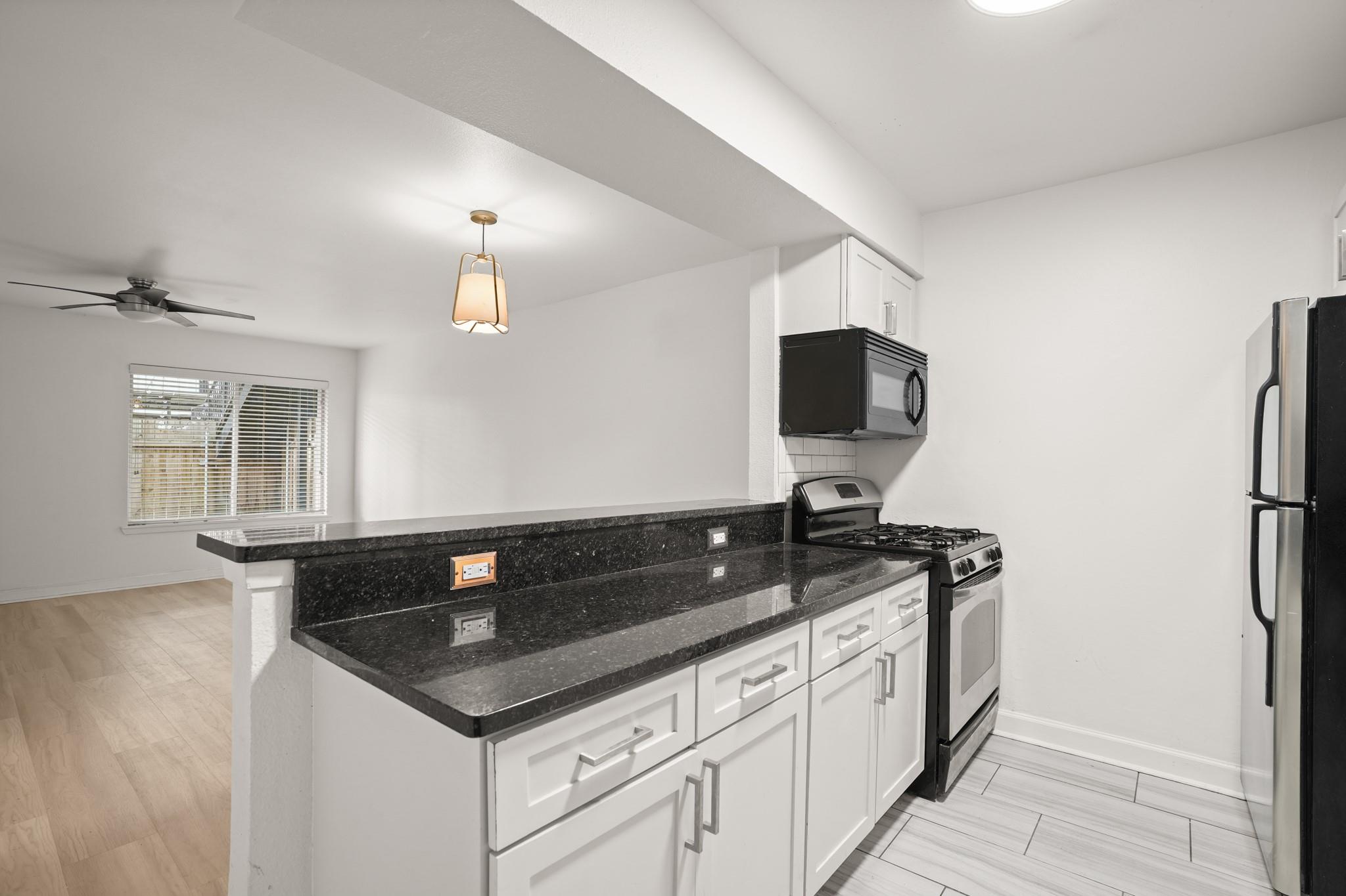 2020 Congress Ave #2102 — photo 5