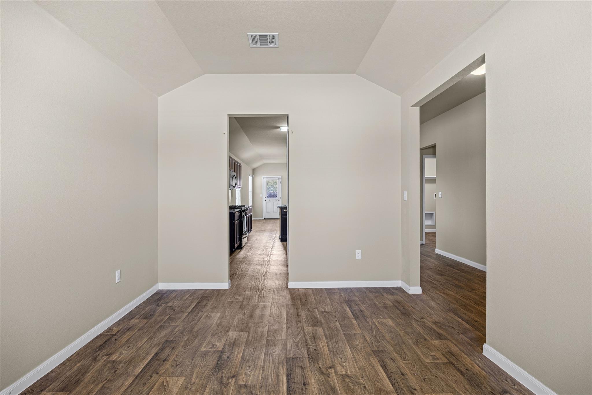 111 Hess DR — photo 5