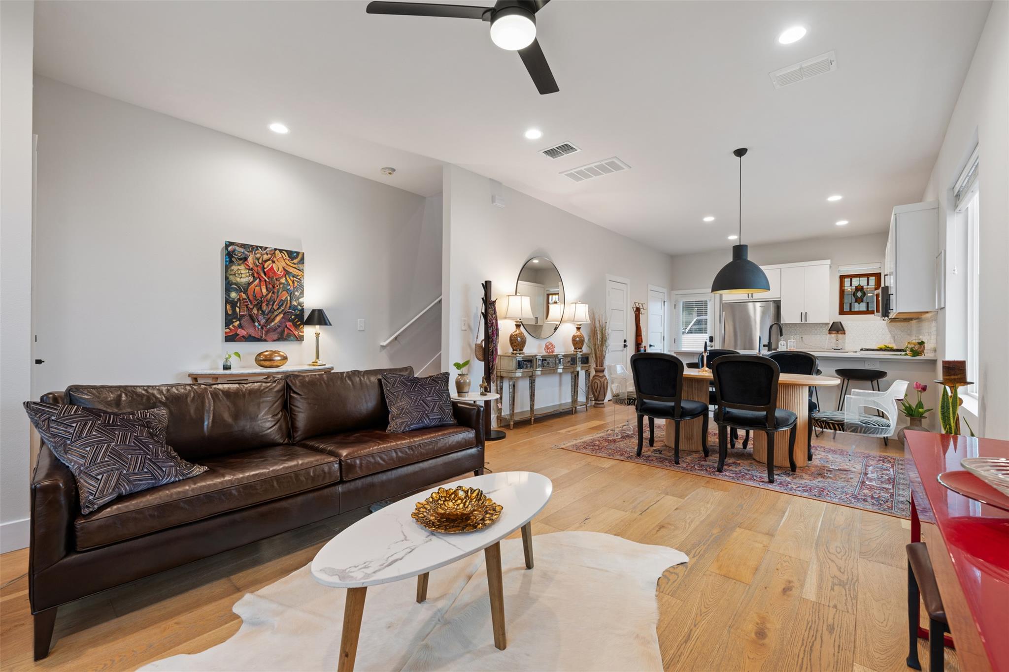 2108 Rosewood Ave #B — photo 4