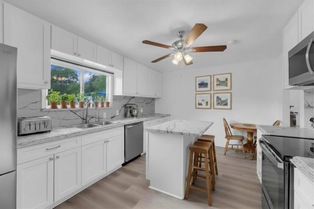 1002 S Pierce ST — photo 3