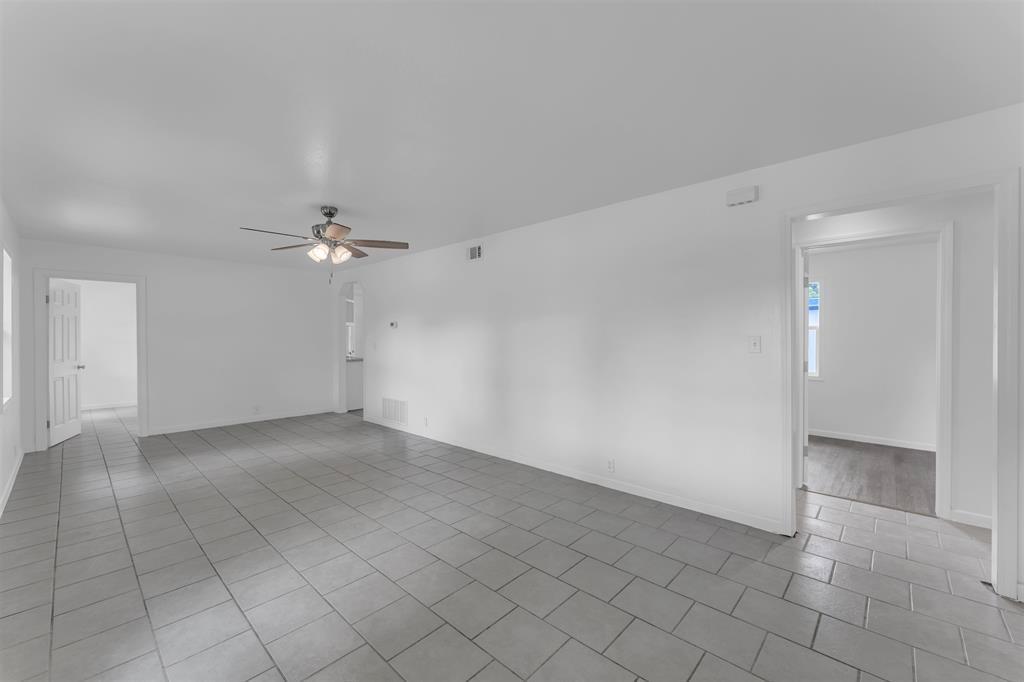 1002 S Pierce ST — photo 5