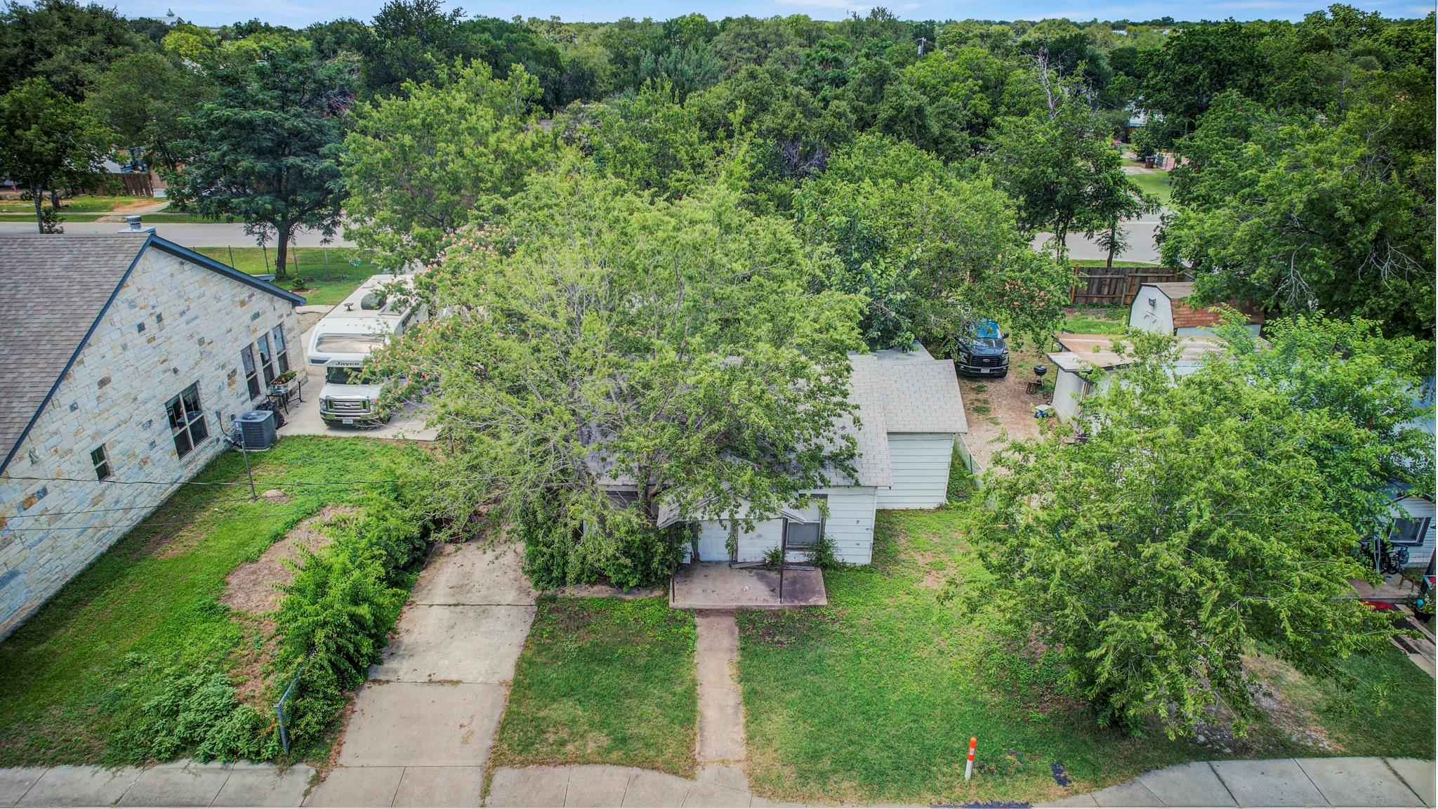308 Austin Ave — photo 3