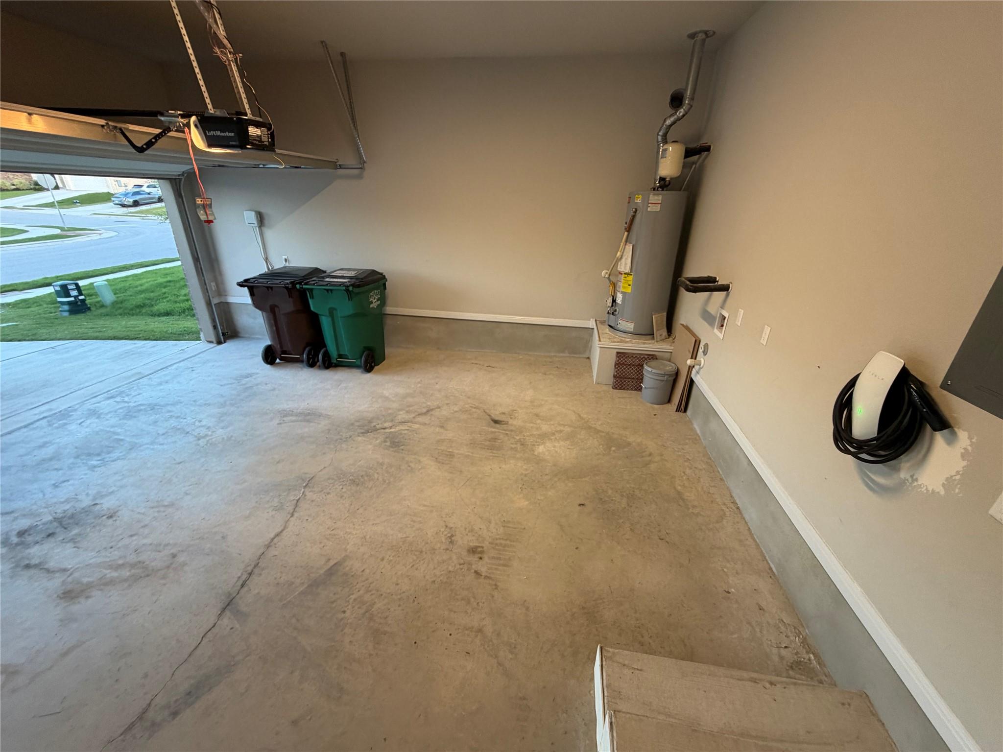 228 Castlefields ST — photo 3