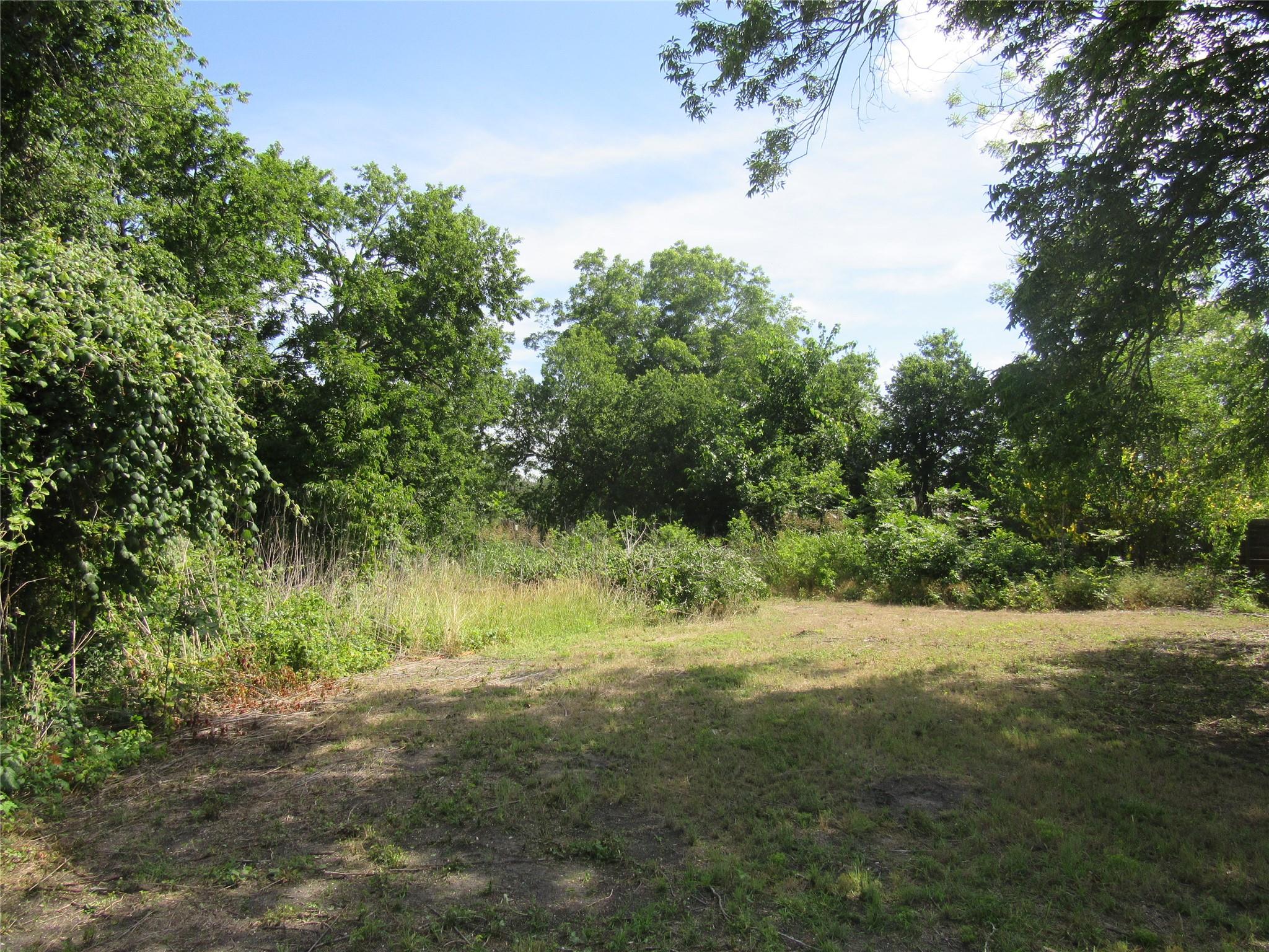748 Elm ST — photo 4