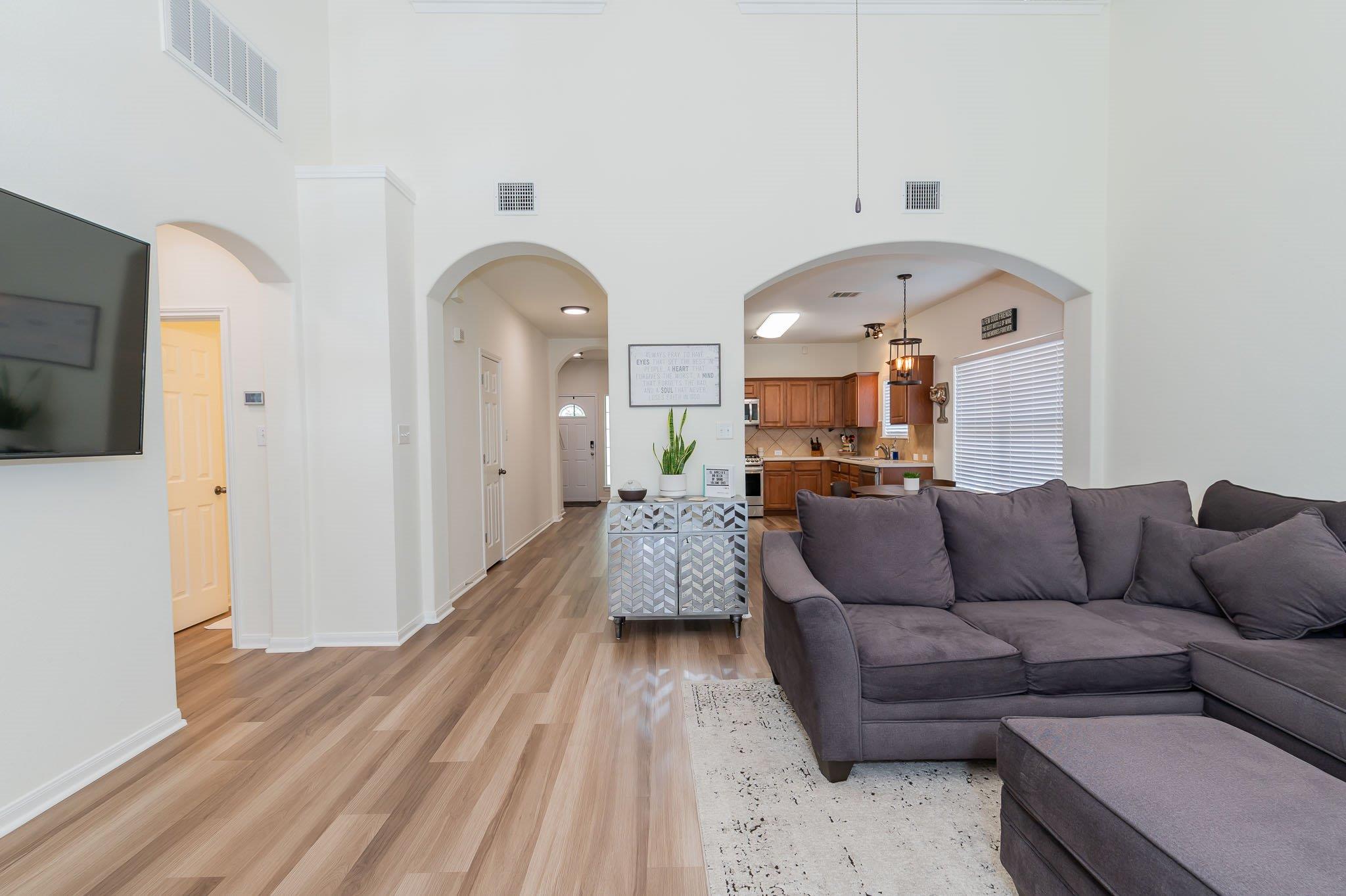 4004 Rocky Shore LN — photo 3