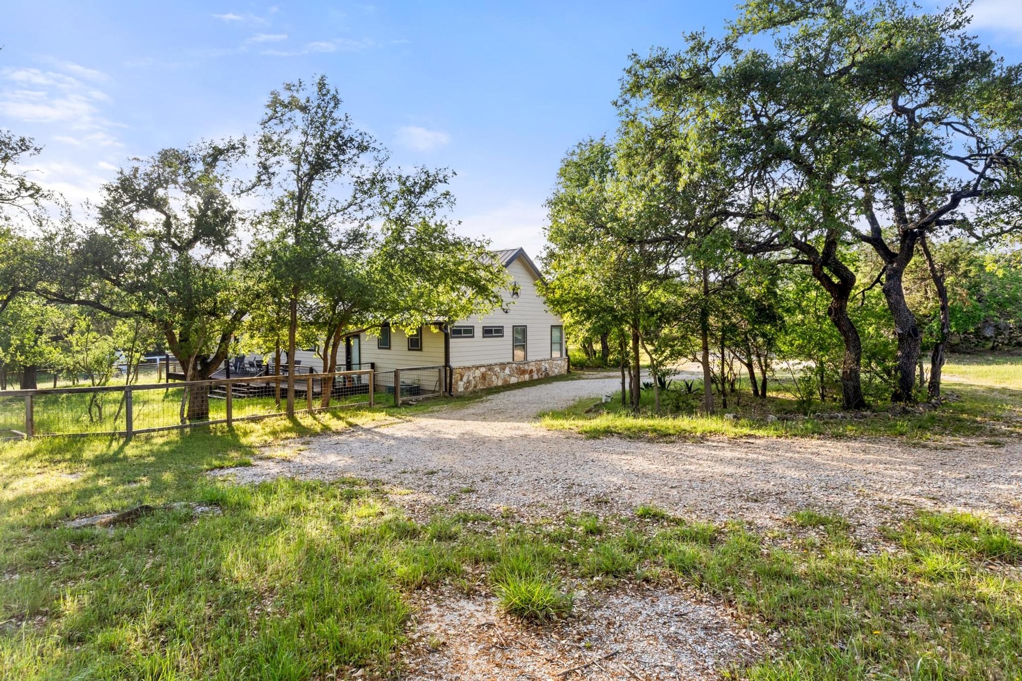 500 Deer Creek DR — photo 3