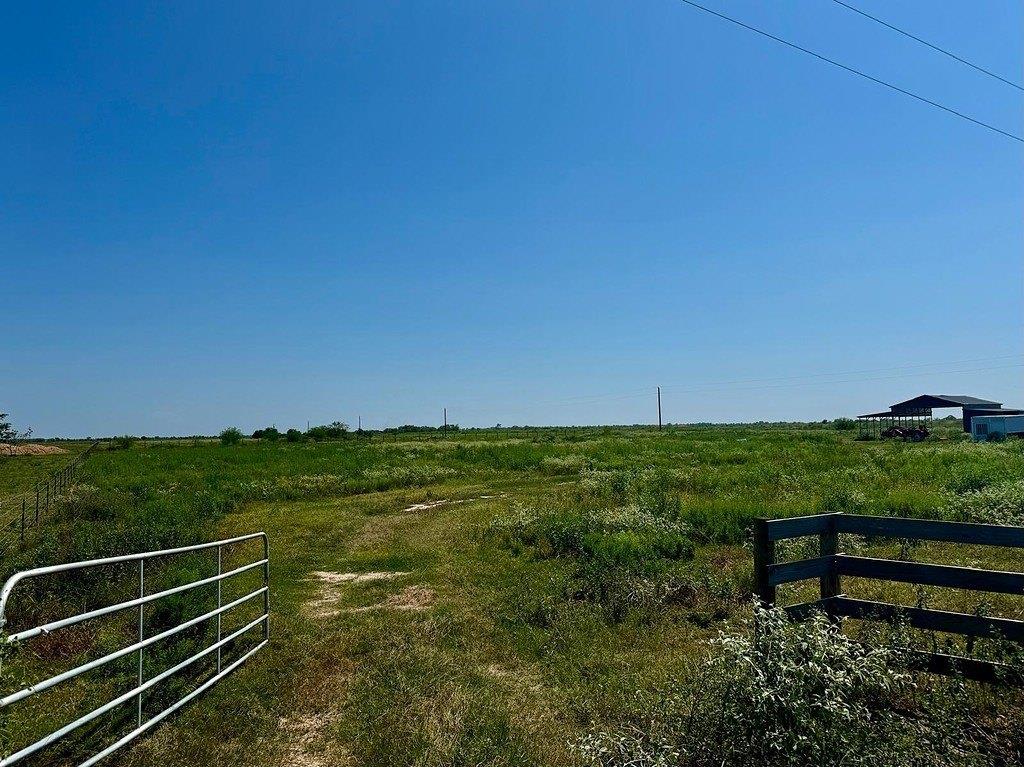 1993 FM 2761 — photo 3