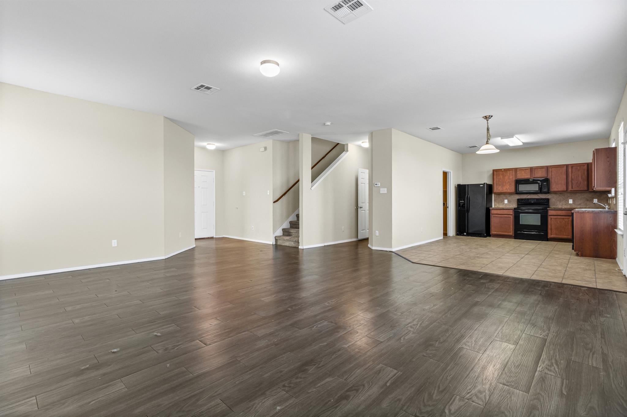 5905 Adair DR — photo 5