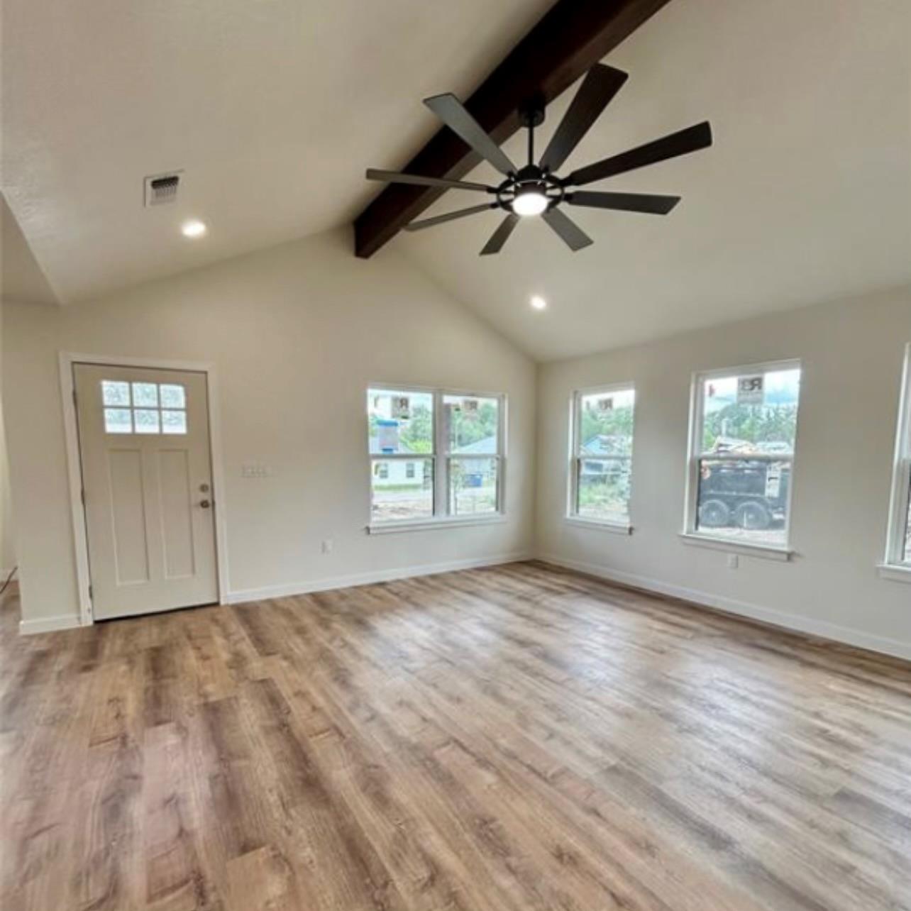1127 Greenhill DR — photo 3
